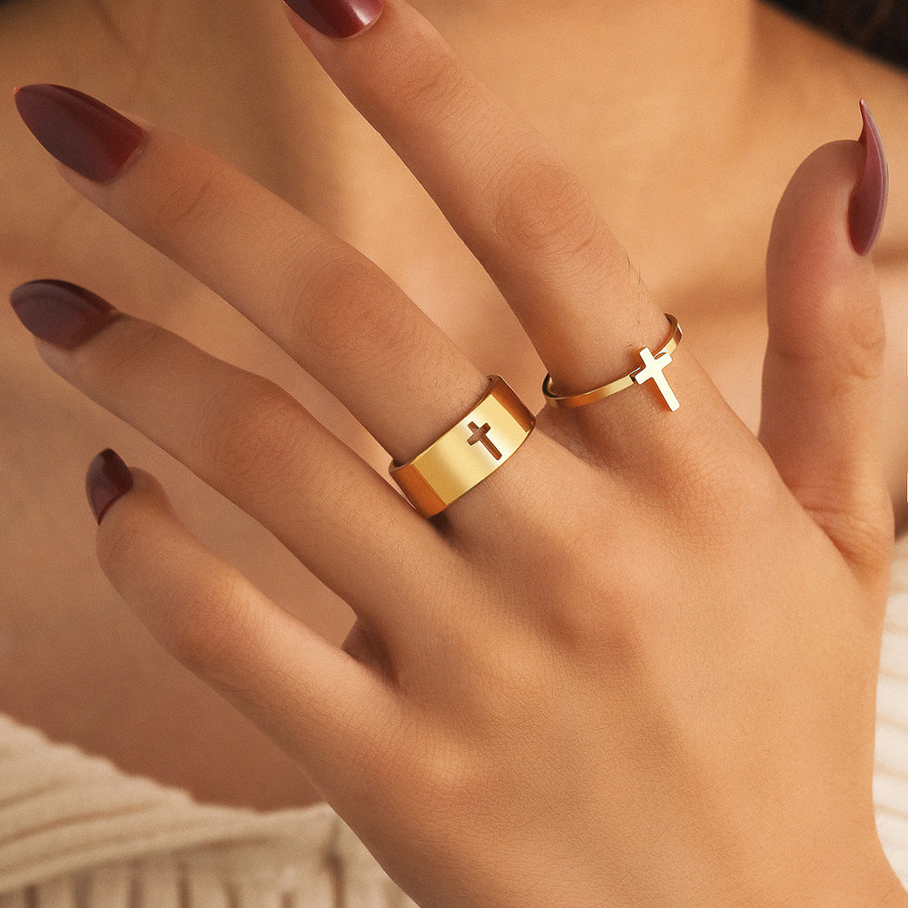 Anillo Cruz Dorado Ajustable