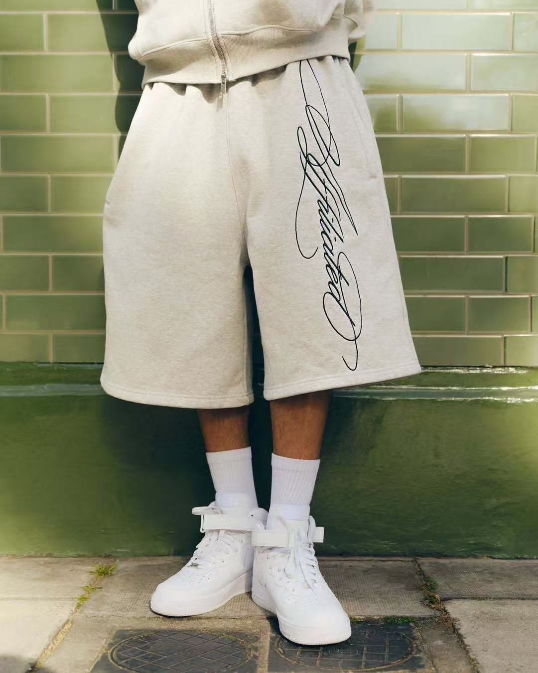 Short YH Urban Signature